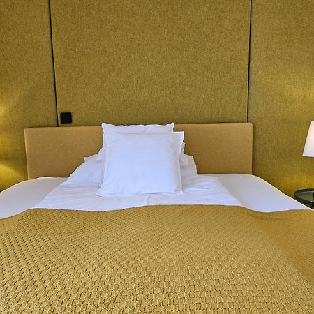 Yellow Flat By Grazrentals With Best Location & Free Parking Buitenkant foto