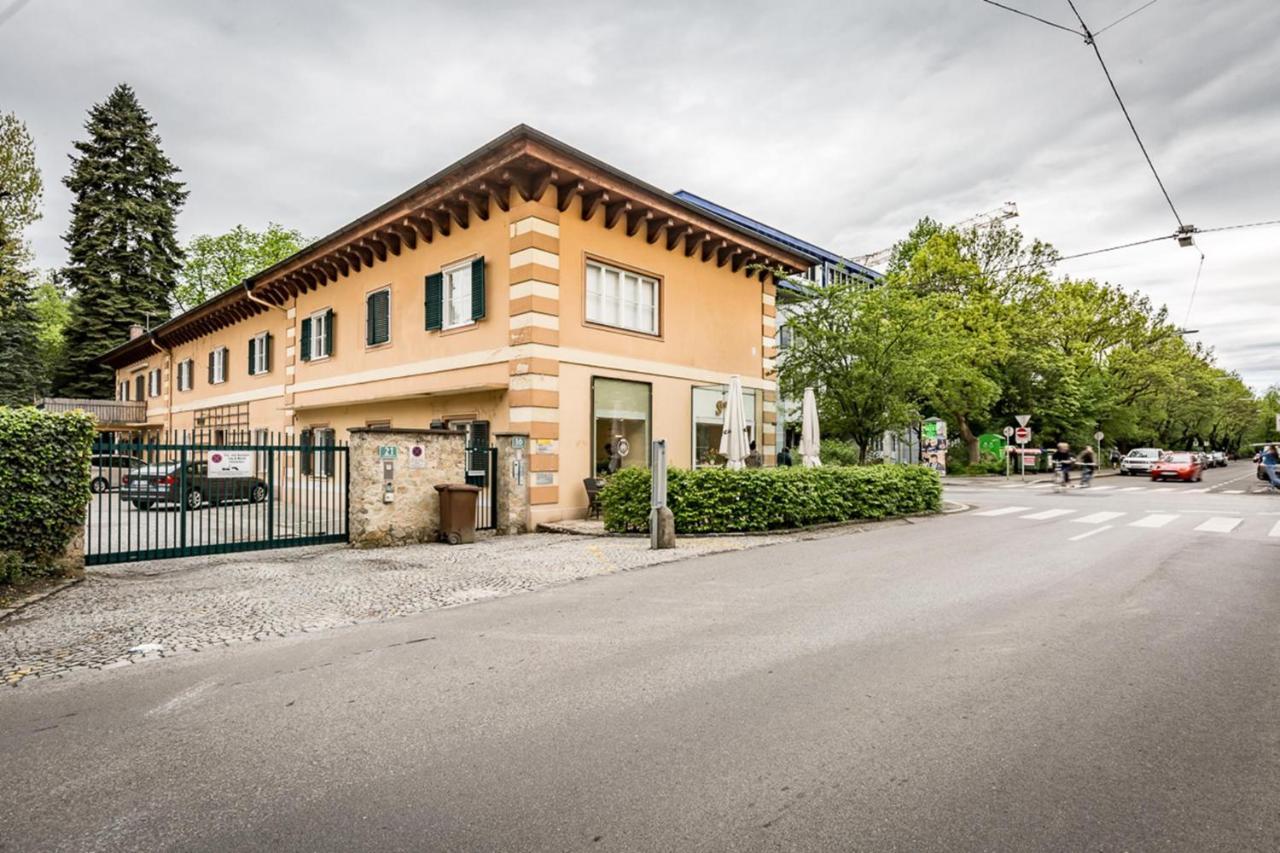 Yellow Flat By Grazrentals With Best Location & Free Parking Buitenkant foto